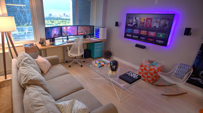 How a Single Woman Should Consider Decorating Their Game Room or Den